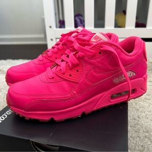 Nike iD Air Max 90 Hot Pink Sneaker